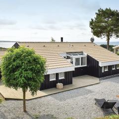 Amazing Home In Ebeltoft With Sauna