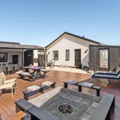 Stunning Home In Thyborøn With Wifi