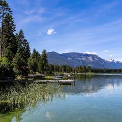 Doc Roy's Legacy on Fish Lake by NW Comfy Cabins