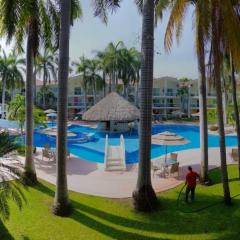 Hermoso Depa en Diamante Lakes Frente Arena GPN