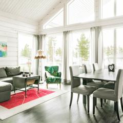 Guestly Homes - Seaside Stay with Sauna