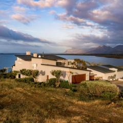 Ocean, Lagoon and Vineyards Luxury starts here