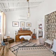 The Desert Nomad Retreat in Joshua Tree Village