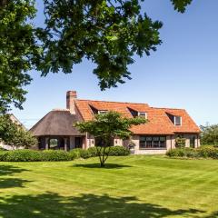 Hoeve den Akker - luxueuze vakantiewoningen met privétuinen en alpaca's nabij Brugge, Damme, Knokke, Sluis en Cadzand