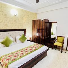 Hotel Starline near Iffco Chowk Metro - Couple Friendly