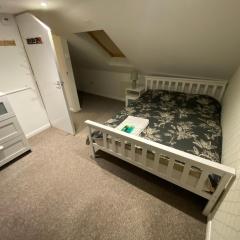 The Attic En-suite Room