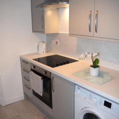 Kelpies Serviced Apartments- Cromwell Apt