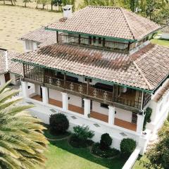 La Quinta San Miguel-Located Between Two Volcanoes