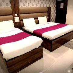 City Hotel