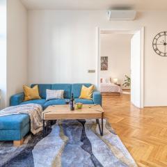 Stylish luxury flat in Old Town
