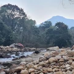 PONMUDI DALE. HOMESTAY