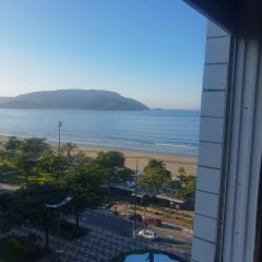 Apto Frente a Praia em Santos