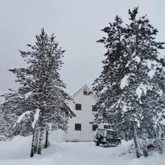 MAJA - kuća za odmor, 150m od skijališta