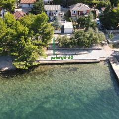 Beach House Valerija