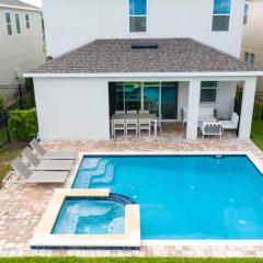 Luxurious 5Bd Private Pool Jacuzzi & Game Room at Encore 7432