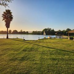 Casa en lago rapel con orilla propia