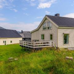 Gorgeous Home In Stokmarknes With Kitchen