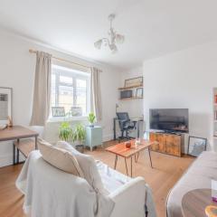 Stylish and Central 1 Bedroom Flat in Maida Vale