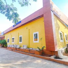 FabExpress Airport Stay Inn - Nr Hyderabad International Airport, Shamshabad
