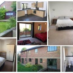 6 Bedroom House For Corporate Stays in Kettering