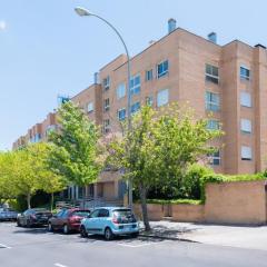 Los Robles Stylish & Modern 1 Bedroom Apartment in Madrid Conde Orgaz