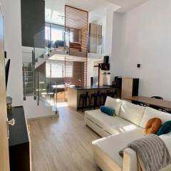 WeRentVLC - Amazing Duplex Loft 2 bdrm