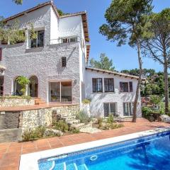 Catalunya Casas Majestic Villa and Views , 30km to Barcelona