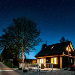 Rowanlea Lodge With Hot Tub