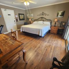 Elder Mountain Room at Tennessee RiverPlace