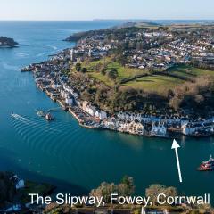 The Slipway Fowey Harbour Parking 1 Min & Garden