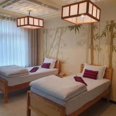 Qamar Hotel