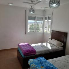 appartement NADOR wifi gratuit clima mobile