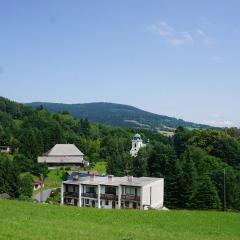 Cedron Apartments