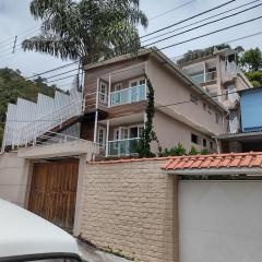 Apartamentos Aconchegantes Bingen em Petrópolis