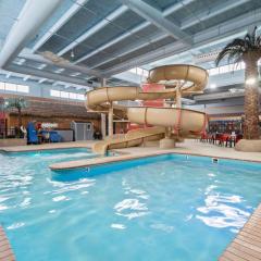 Ramada by Wyndham Sioux Falls Airport - Waterpark Resort & Event Center