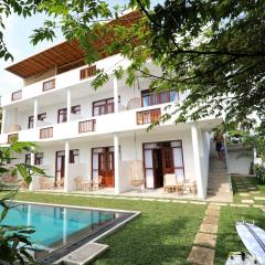 Ohana Surf Guest House