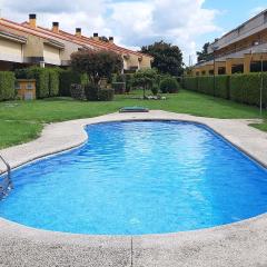 Apartamento con piscina en Portosín