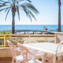 R139 Beachfront apartment Guillem