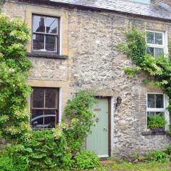 Langcliffe Lock Cottage