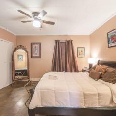 Cajun Stays - Cedar Crest Festival Room