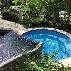 Casa Vacacional en Herradura con piscina privada
