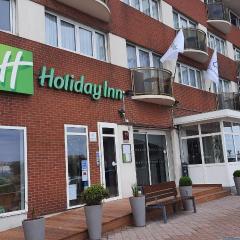 Holiday Inn Calais-Centre, an IHG Hotel