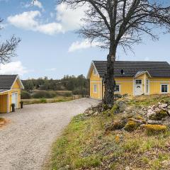 Awesome Home In Ronneby With Kitchen