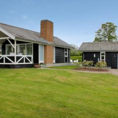 Holiday Home Silka - 250m from the sea by Interhome