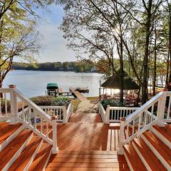 Lake Oconee Stunning views, deep water oversized dock, fully renovated