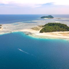 Saronde Island Resort Blue Bay Divers