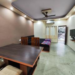 Modern 3BHK Apt for Big Groups & Family in Kasba