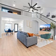Modern & Homey 3BR Home, Remote Work Friendly, King Beds, Fast WiFi