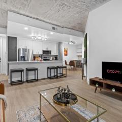 CozySuites Modern Midtown Loft 23