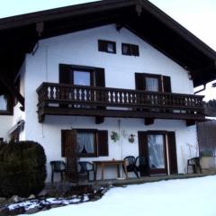 Ferienwohnung im Erdgeschoß mit Terrasse